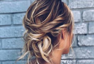 16 Simple Hairstyles That Are Super Easy (Trending in 2019)