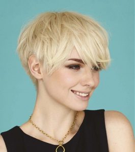 23 Short Layered Haircuts Ideas for Women - PoPular Haircuts