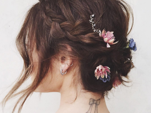 The 13 Best Updos for Short Hair - Glamour