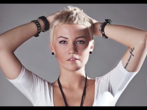 Women Very Short Hairstyles - YouTube